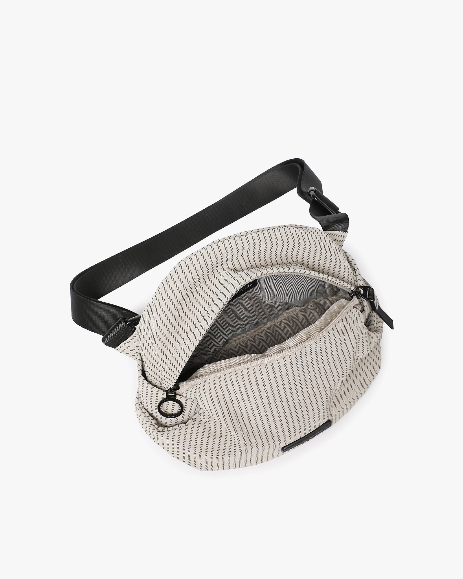 Susan Urban Crossbody 0.64 lbs - White Matrix