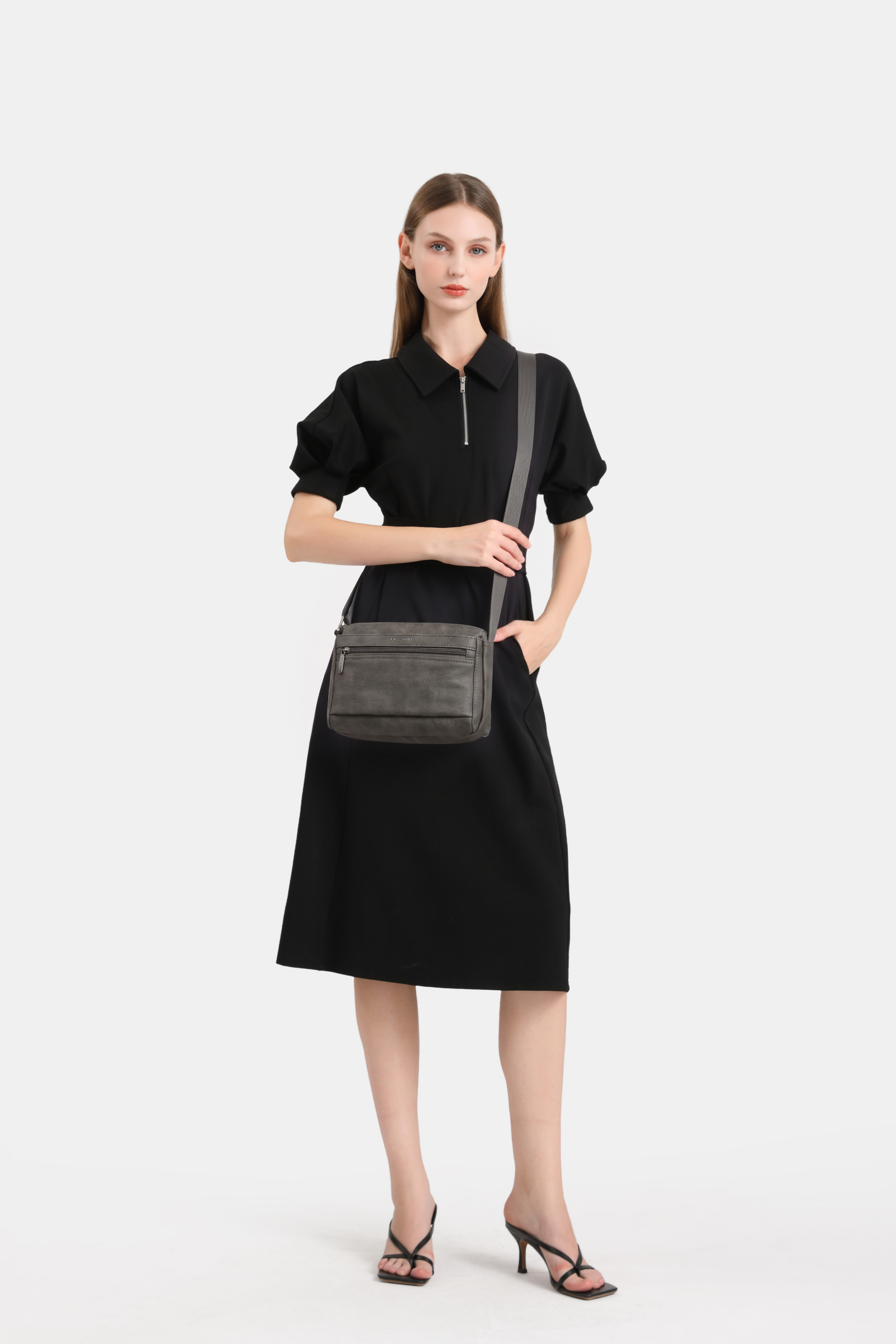 Vera Timeless Crossbody - Dark Gray Rustic