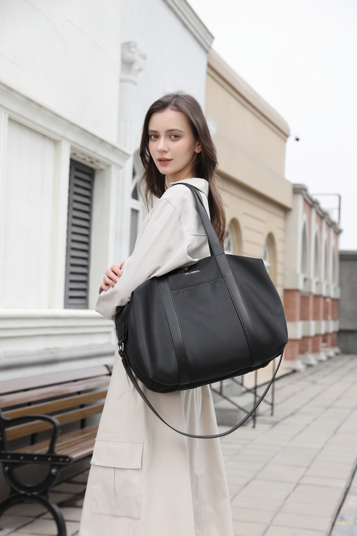 Nina Classic Laptop Tote - Fits up to 16" - Black Rustic