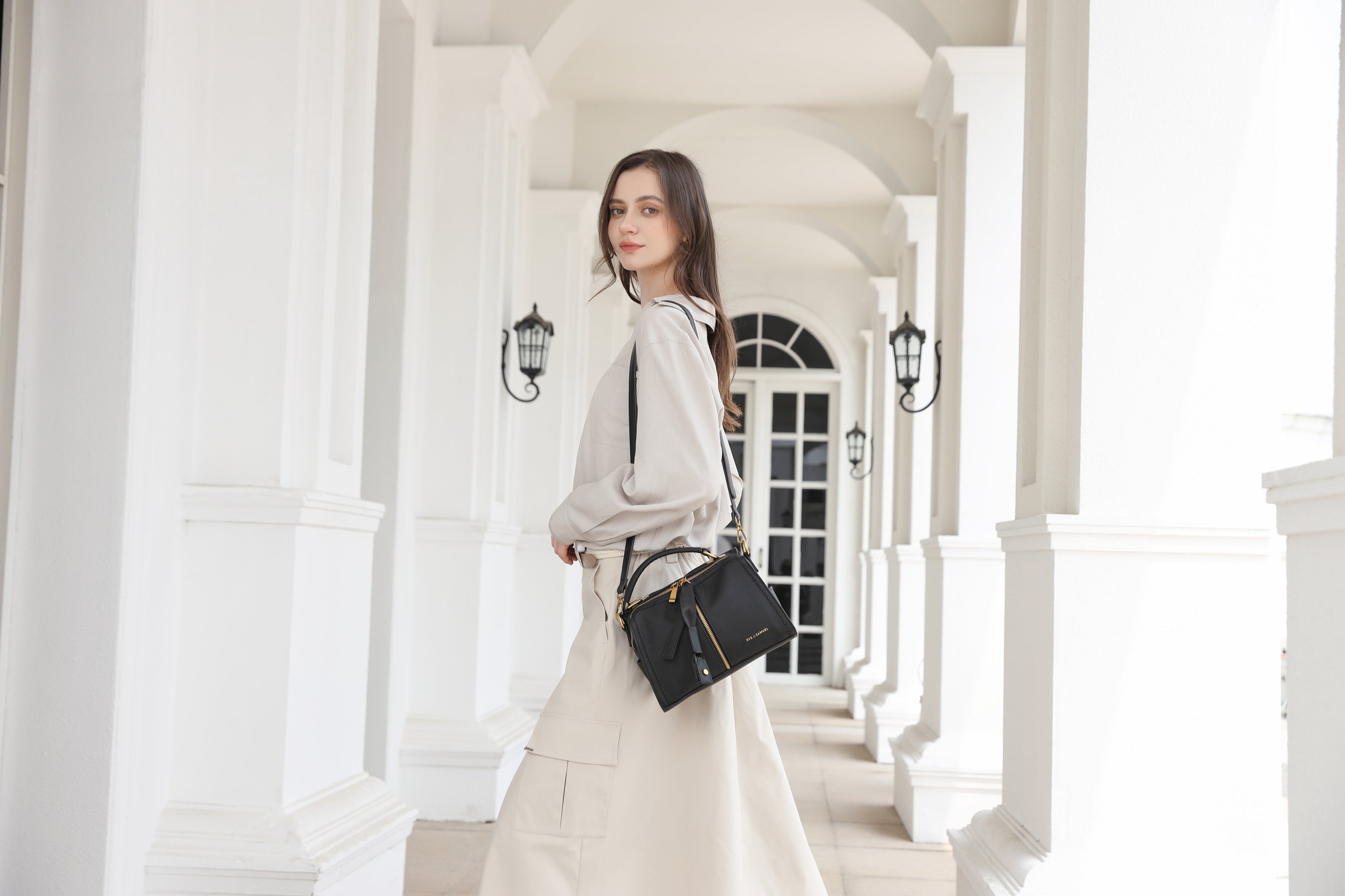 Jasmine Crossbody - Interchangeable Straps - Black Rustic