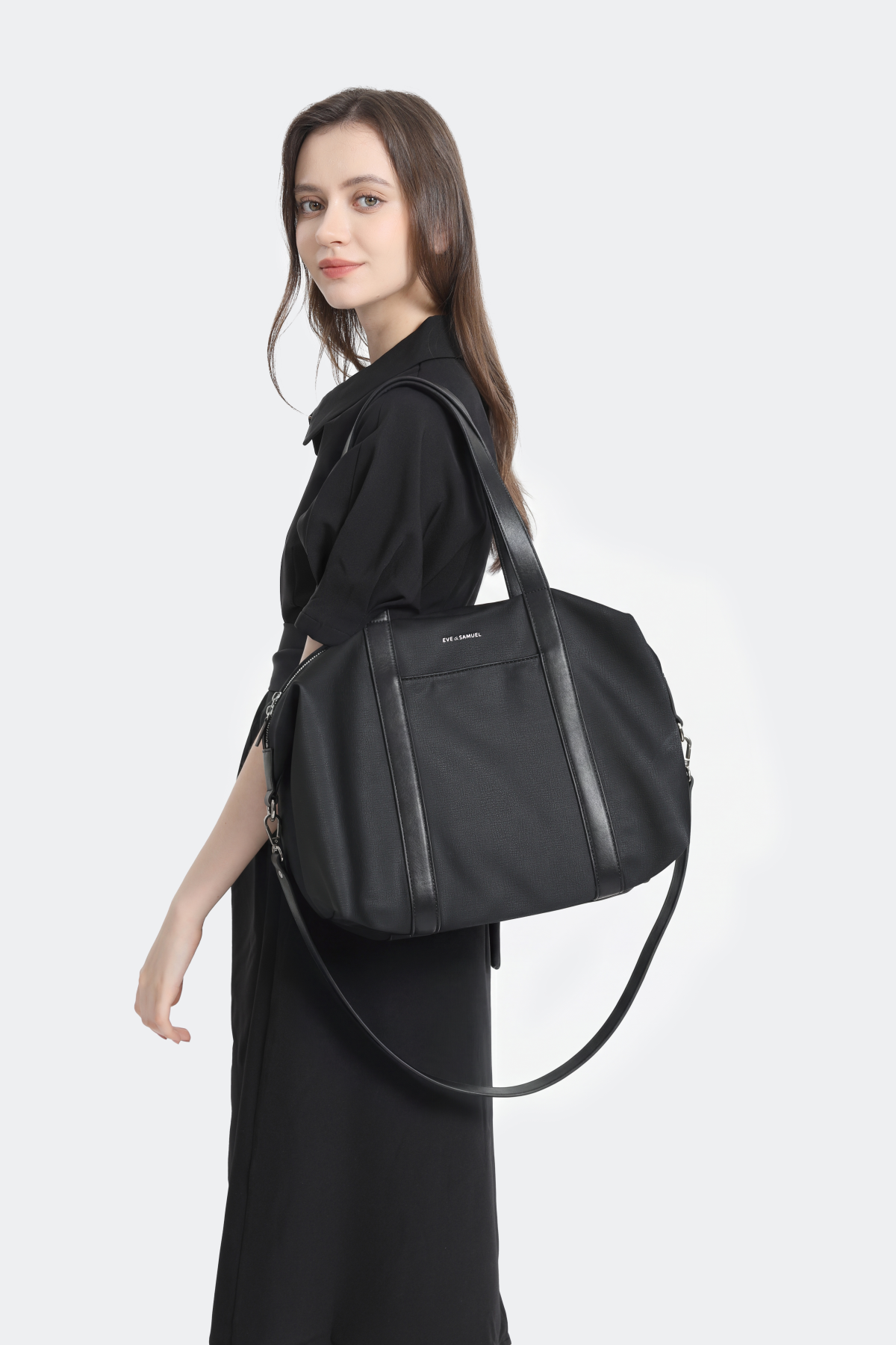 Nina Classic Laptop Tote - Fits up to 16" - Black Rustic